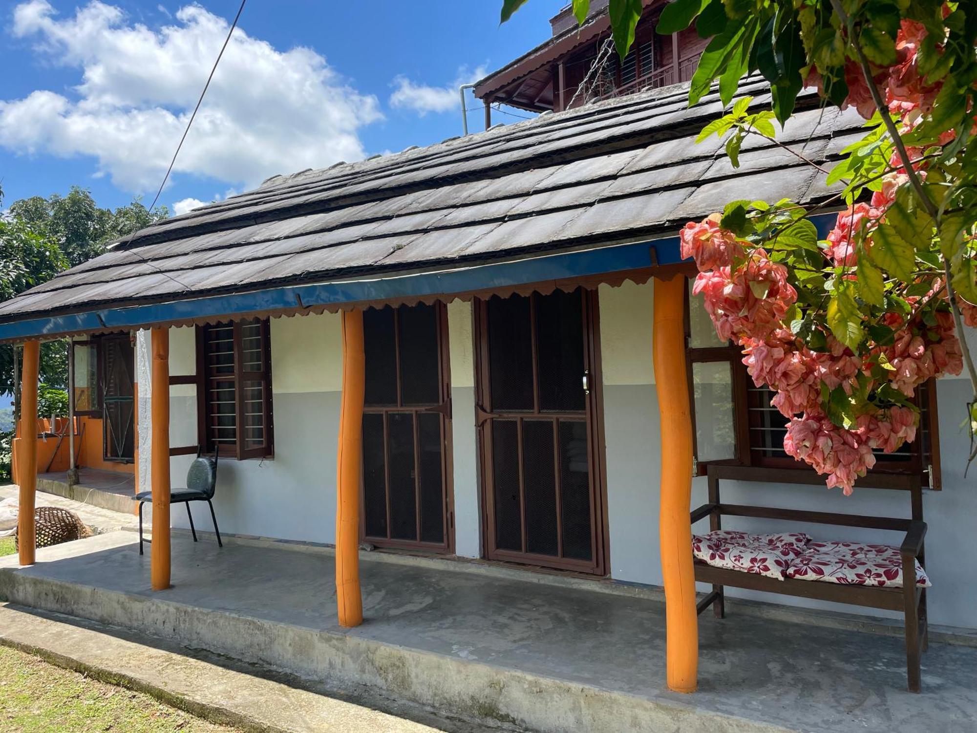 Rupa View Guest House โพคารา ภายนอก รูปภาพ